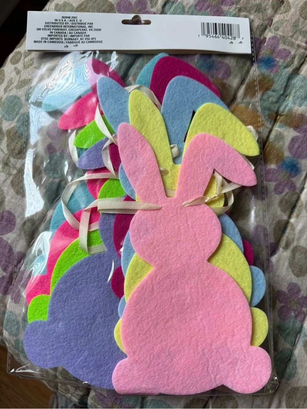 Colorful Felt Bunny Garland and Confetti Party Set.